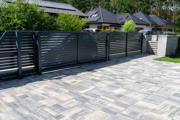 Best Custom Driveway Pavers  in Mineral Point, WI